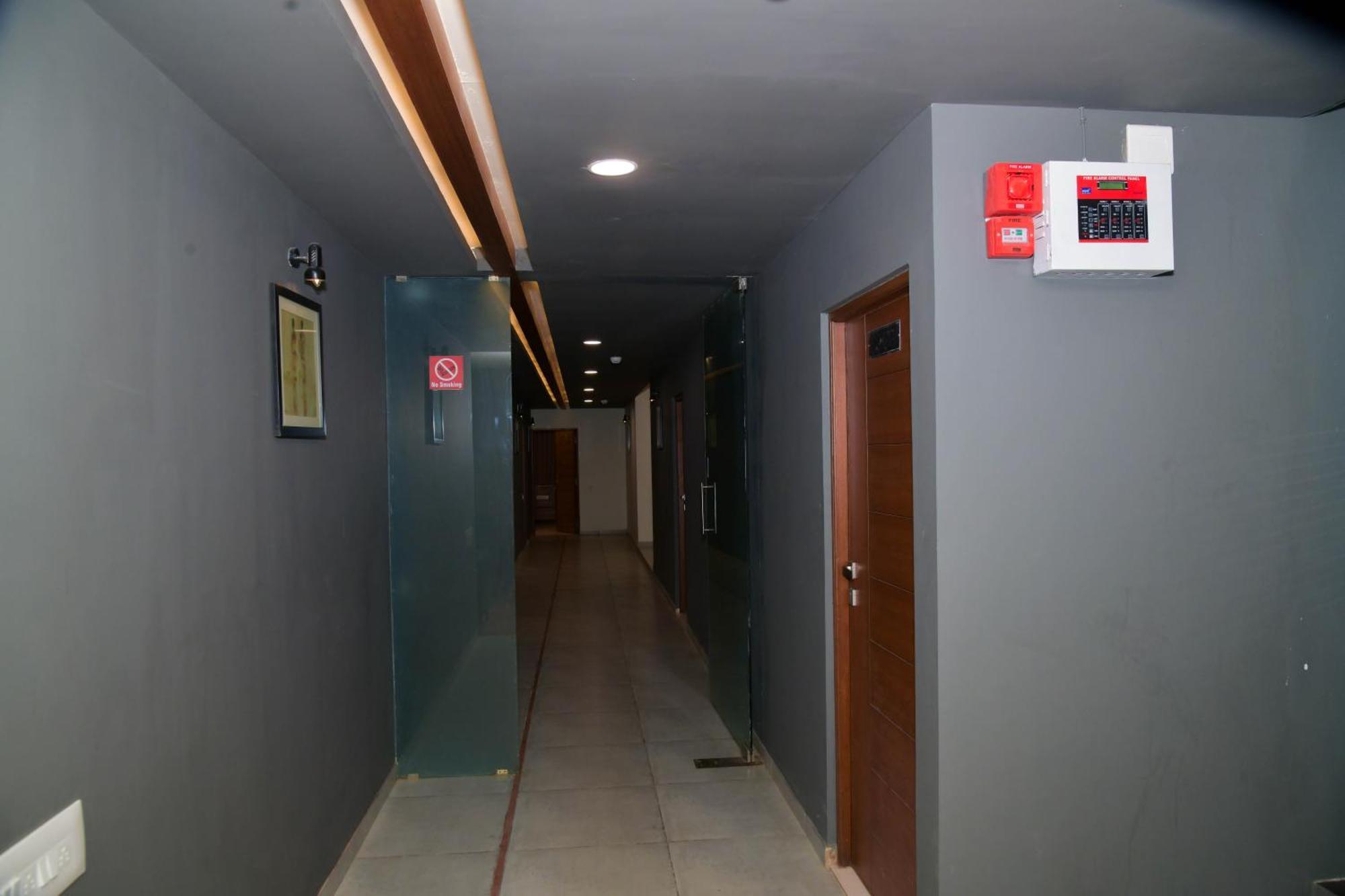 Hotel Ashooka Inn Gandhinagar Extérieur photo